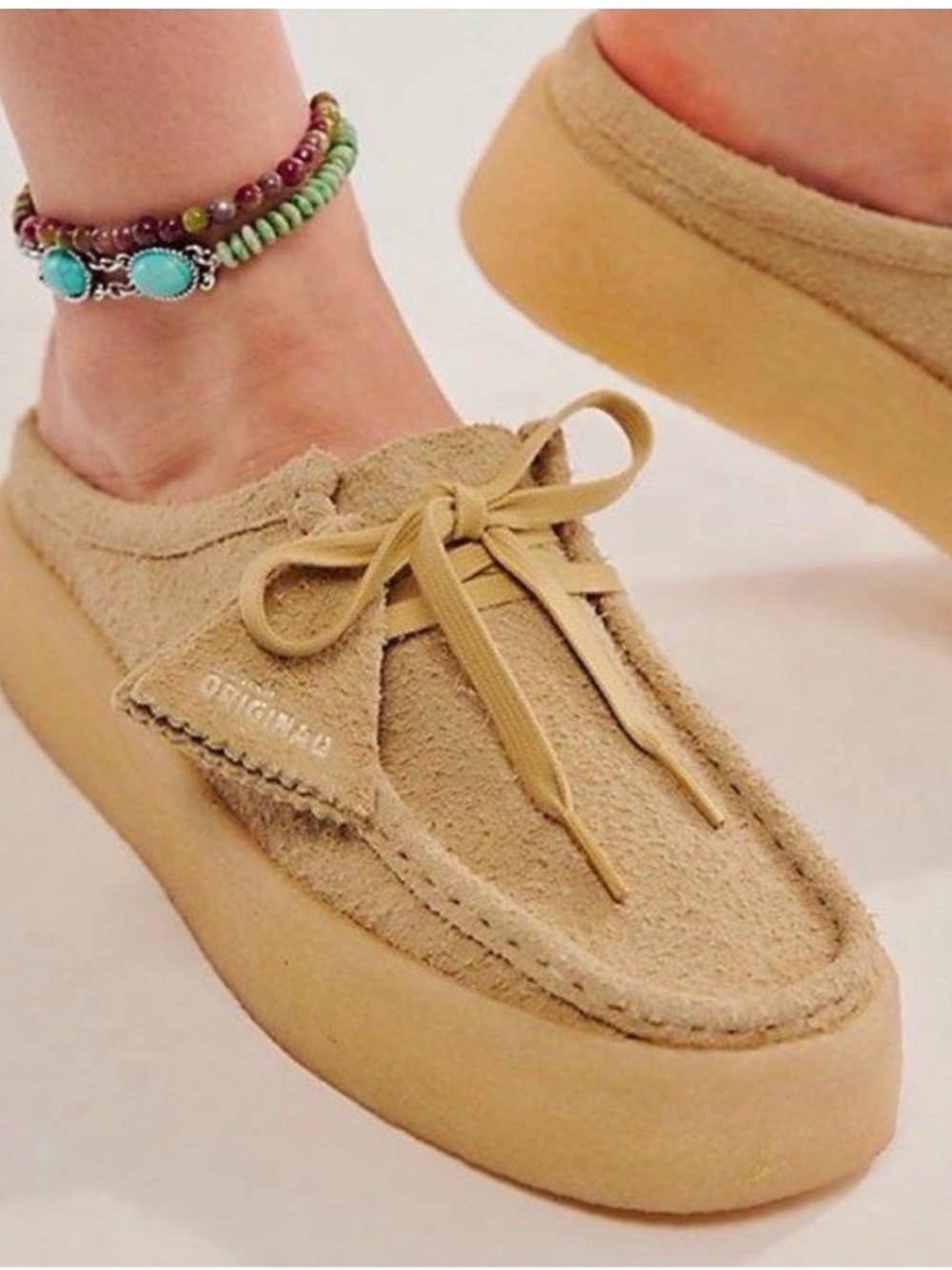 Clarks Wallabee Cup Lo Slip-Ons size 7